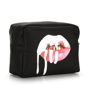 Open image in slideshow, Bolsa de Maquillaje Kiss
