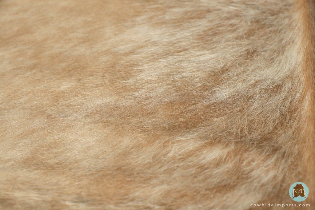 Light Brown Brindle Cowhide Rug - XL