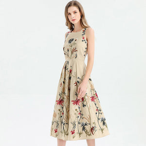 Open image in slideshow, Sleeveless Flowers Embroidery Elegant Midi Dresses
