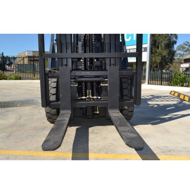 FD25CT - 2.5Ton Xinchai C490 Diesel
